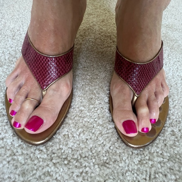 Gucci Sandals - Picture 2 of 6